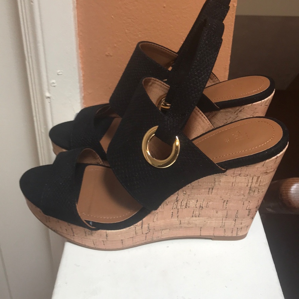 H&M Wedge Sandal - Picture 3 of 4